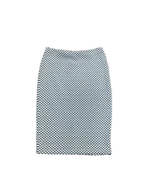 Skirt Midi By H&m  Size: M