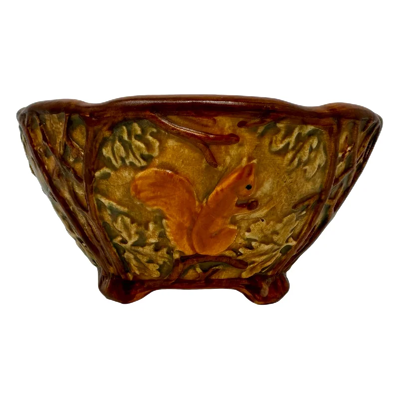 Small Footed Bowl with Squirrels