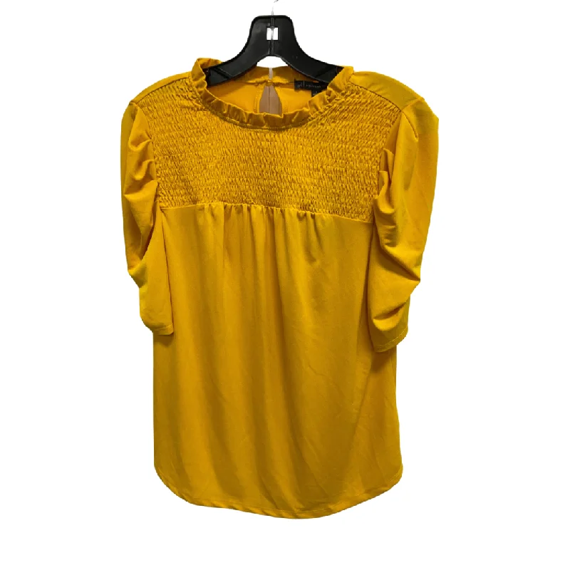 Top Short Sleeve By Adrianna Papell In Yellow, Size: S