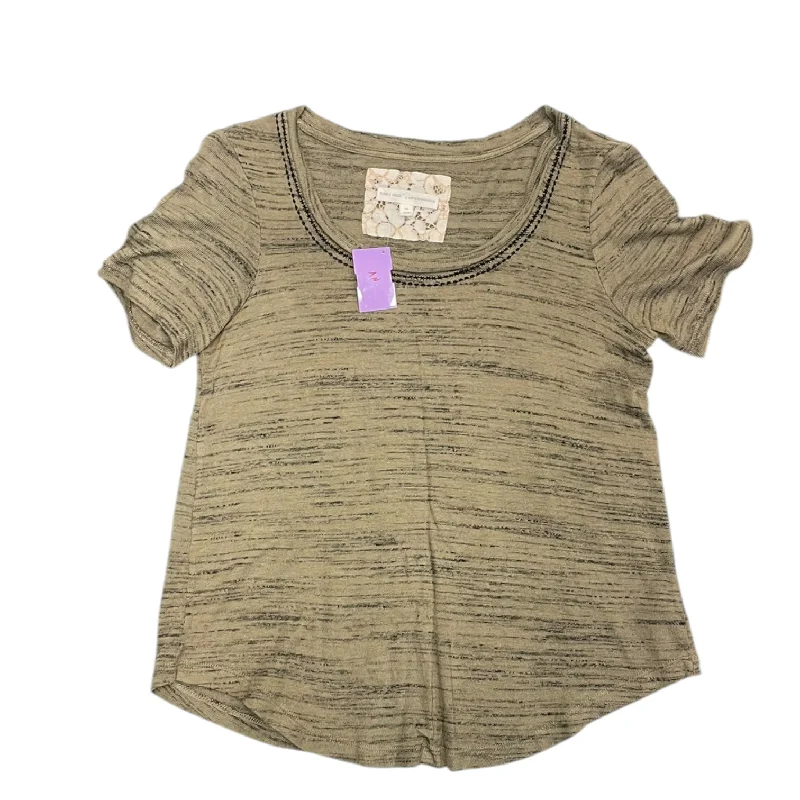 Top Short Sleeve By Anthropologie In Green, Size: Xs